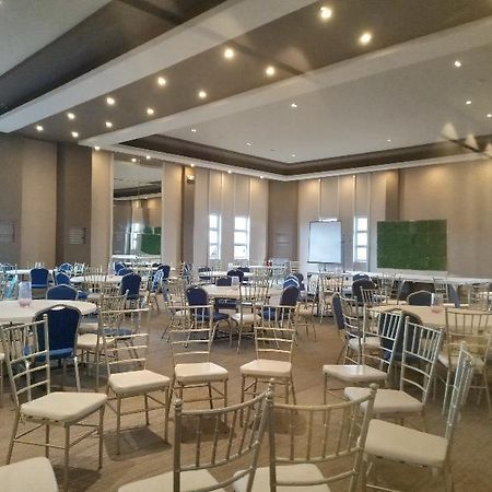 อความิรา รีสอร์ต Hotel Cavite ภายนอก รูปภาพ