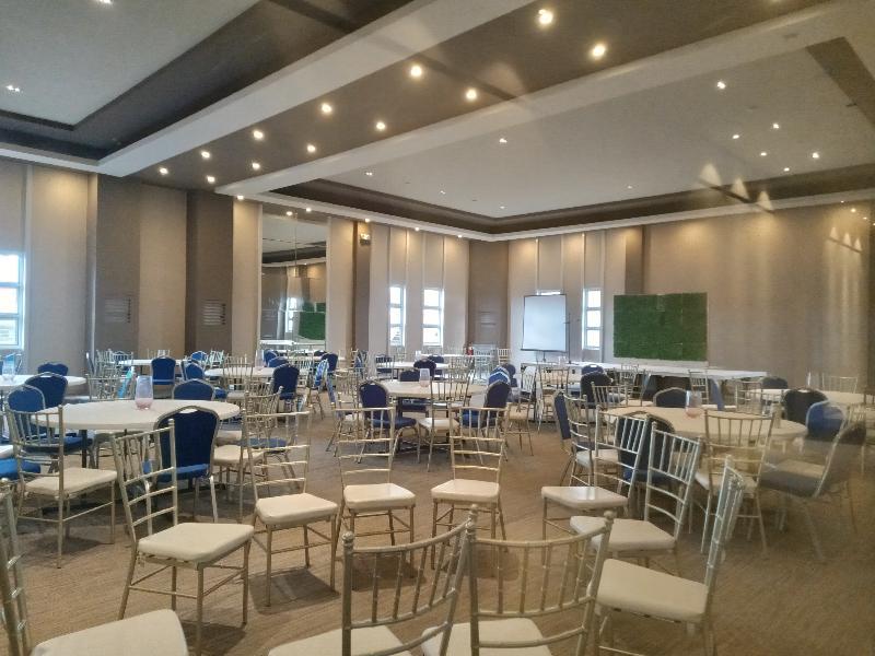 อความิรา รีสอร์ต Hotel Cavite ภายนอก รูปภาพ